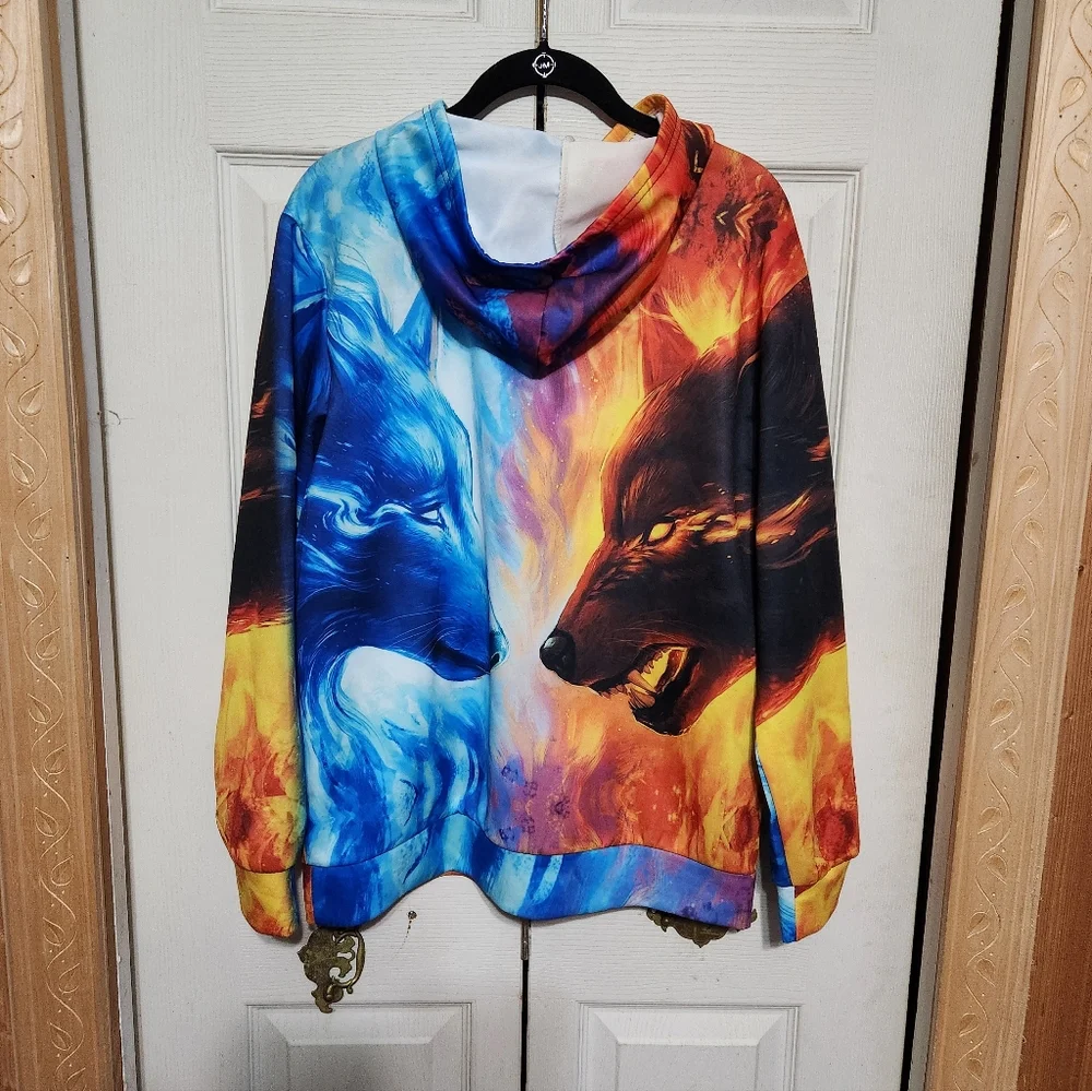 Colorful Wolf Graphic Hoodie - Picture 10 of 10